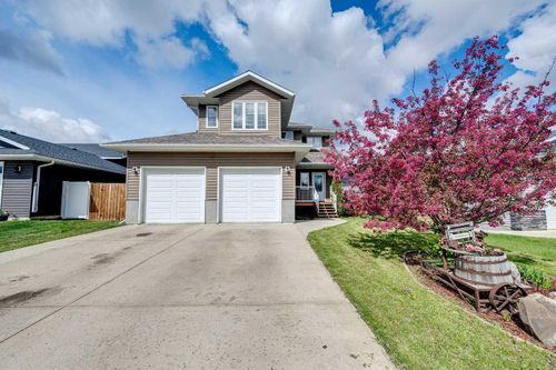 8 Fawn Meadows Crescent, Delburne, AB, T0M0V0 | Card Image