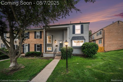3543 Burbank Dr, Ann Arbor, MI, 48105-1546 | Card Image