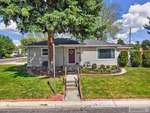 6 Stanford Ave, Pocatello, ID, 83201-3424 | Card Image