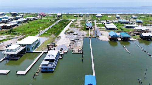 1979 Highway 1, Grand Isle, LA, 70358-9716 | Card Image