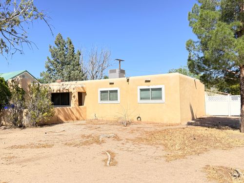 700 Liles St, Socorro, NM, 87801-4629 | Card Image