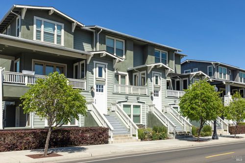 1720 3rd St, Napa, CA, 94559-2804 | Card Image