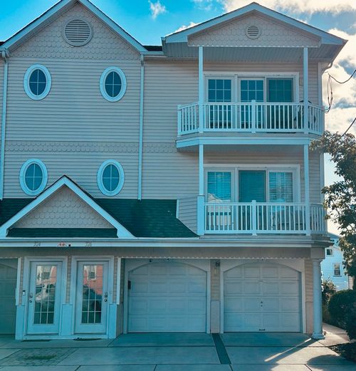 b-326 W Roberts Ave, Wildwood, NJ, 08260-1839 | Card Image