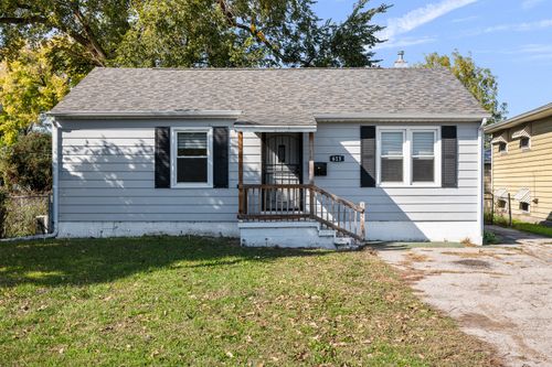 613 9th Ave W, Milan, IL, 61264-2337 | Card Image