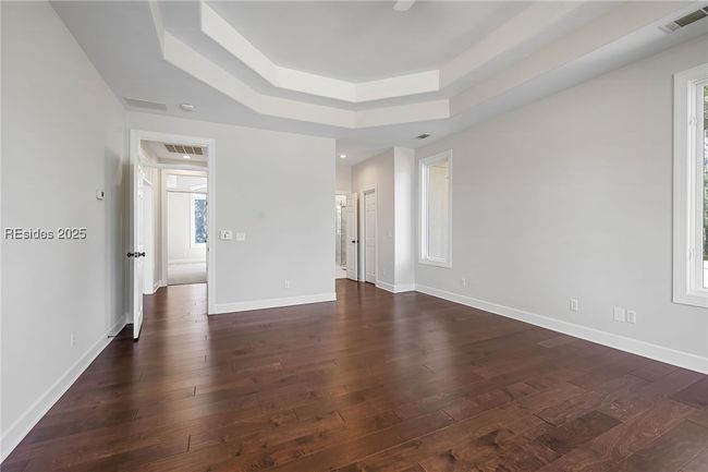 Primary Bedroom | Image 35