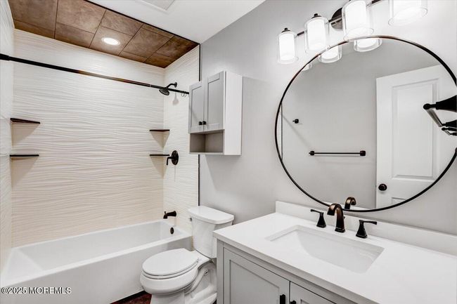 13 Seagull Ln, Condo with 2 bedrooms, 2 bathrooms and null parking in Howell NJ | Image 17