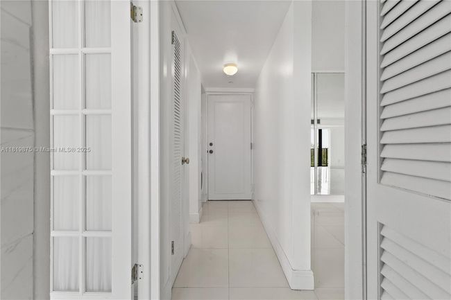 APT-8A - 77 Crandon Blvd, Condo with 2 bedrooms, 2 bathrooms and null parking in Key Biscayne FL | Image 28