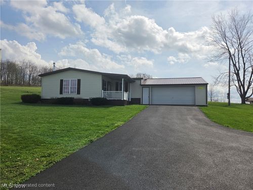 38147 Hunter Camp Rd, Lisbon, OH, 44432-9464 | Card Image