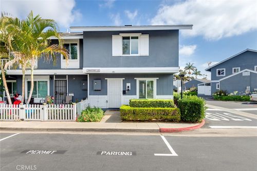 181 Yorktown Ln, Costa Mesa, CA, 92626 | Card Image