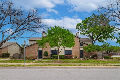 apt-d-340 W Harwood Rd, Hurst, TX, 76054-3084 | Card Image