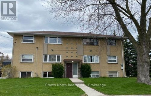 4-239 Montrave Ave, Oshawa, ON, L1J4R9 | Card Image