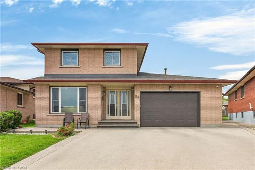34 Capri Cres, Hamilton, ON, L8E4J7 | Card Image