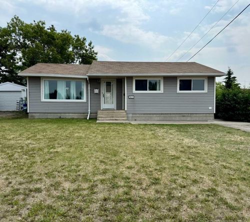 9613 108 Ave, Grande Prairie, AB, T8V1N2 | Card Image