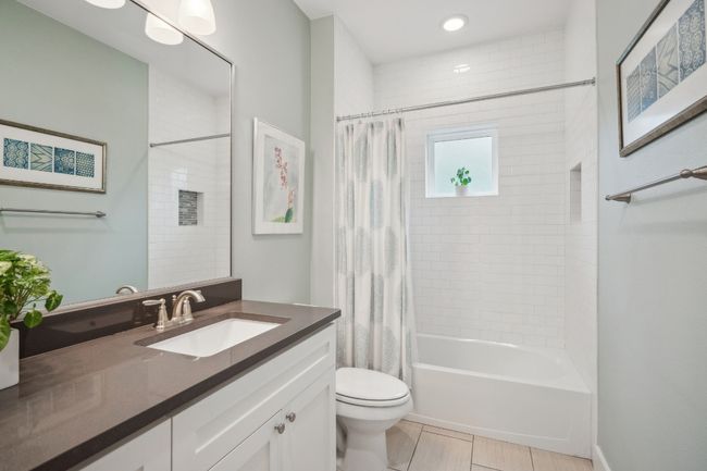 UNIT-2 - 1410 E 2 Nd St, House other with 2 bedrooms, 3 bathrooms and 1 parking in Austin TX | Image 13