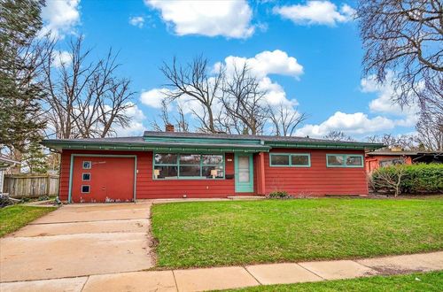 6825 Maywood Avenue, MIDDLETON, WI, 53562 | Card Image