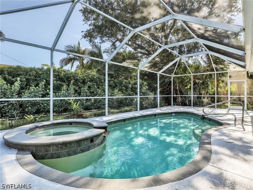 2554 Outrigger Ln, NAPLES, FL, 34104-6907 | Card Image