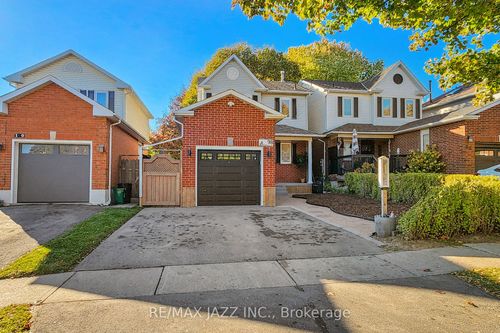 98 Penfound Dr, Bowmanville, ON, L1C4B8 | Card Image