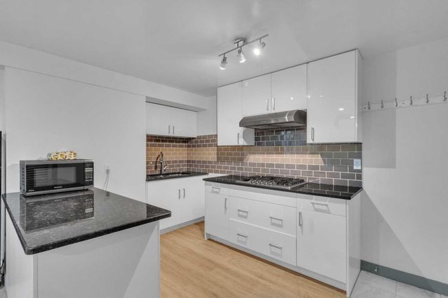 44 Rainbow Falls, House other with 5 bedrooms, 4 bathrooms and 6 parking in Chestermere AB | Image 36