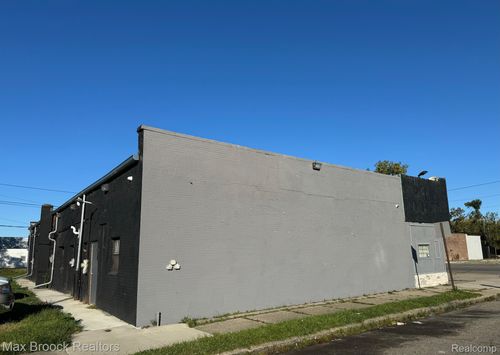 17107 W Mcnichols Rd, Detroit, MI, 48235-3320 | Card Image