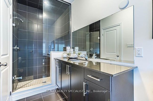 39 Adventura Rd, House attached with 4 bedrooms, 3 bathrooms and 1 parking in Brampton ON | Image 34