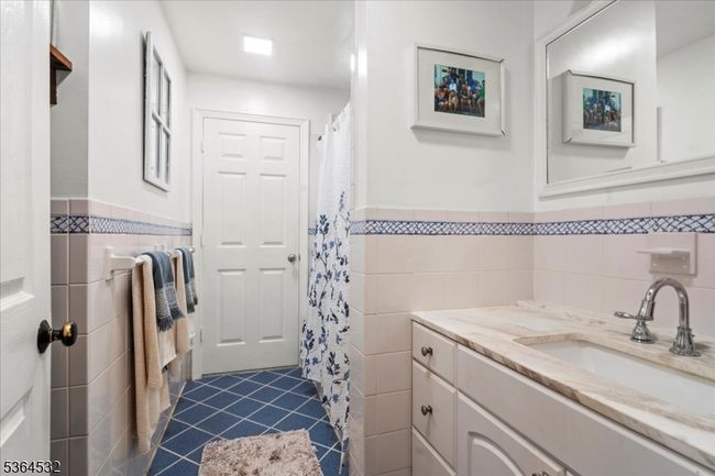 31 Somerville Rd, House other with 5 bedrooms, 3 bathrooms and null parking in Hewitt NJ | Image 17