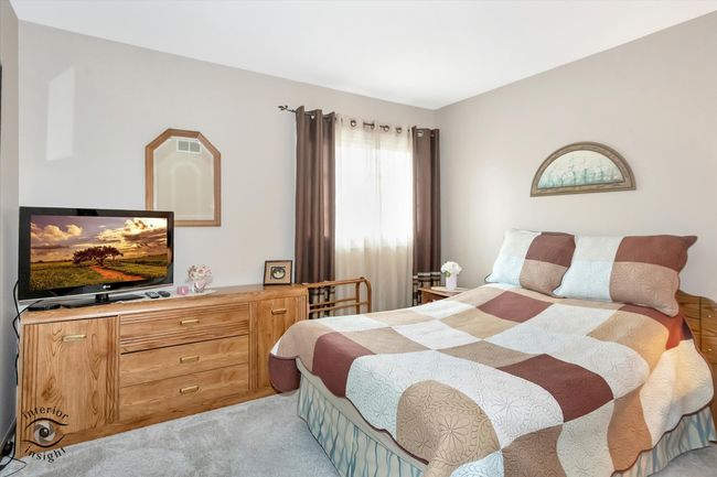 16529 Edgewood Dr, House other with 3 bedrooms, 2 bathrooms and 2 parking in Plainfield IL | Image 17