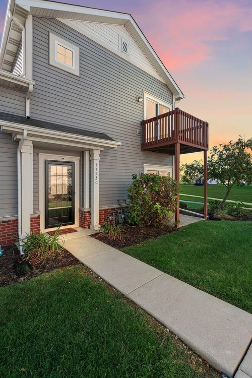 11530 Vermont Ct, Crown Point, IN, 46307 | Card Image