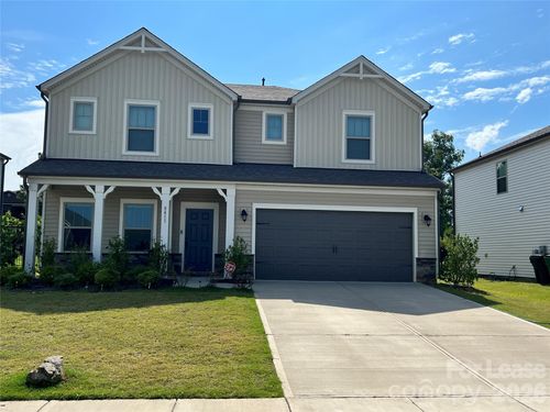8411 Flint Hill Dr, Charlotte, NC, 28273-4373 | Card Image
