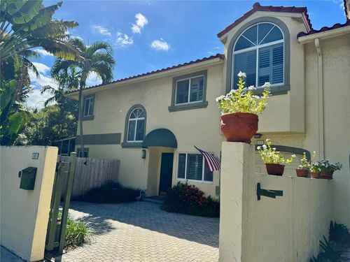 101-101 Ne 14th Ave, Fort Lauderdale, FL, 33301-1719 | Card Image