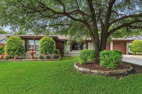2801 Sadler Ave, Fort Worth, TX, 76133-1821 | Card Image