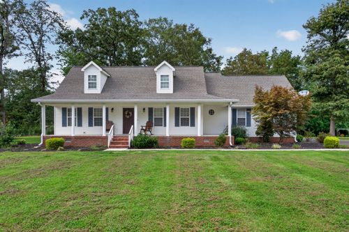 258 Oak Place Dr, Smithville, TN, 37166-5056 | Card Image