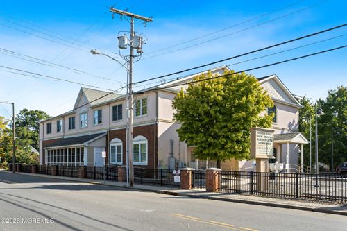 100 Main St, Keansburg, NJ, 07734-1725 | Card Image