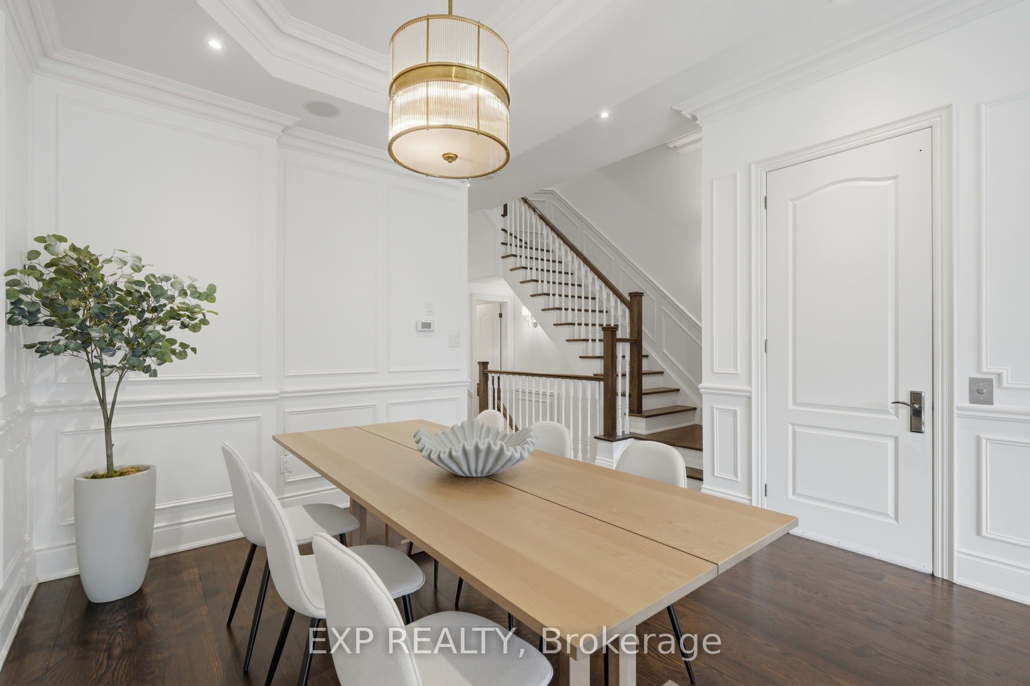 Residential in Toronto C02 5