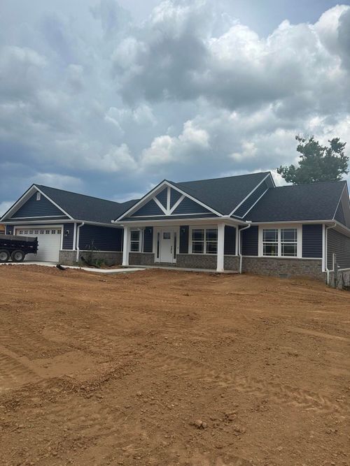 161 Carriage Ct, Somerset, KY, 42503-3842 | Card Image