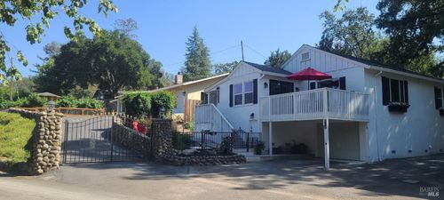 824 Warm Springs Road, Kenwood, CA, 95452 | Card Image