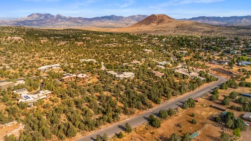 401 N Doe Valley Dr, Dammeron Valley, UT, 84783-5100 | Card Image