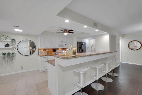 8403-500 Egret Cir, Delray Beach, FL, 33444-7918 | Card Image