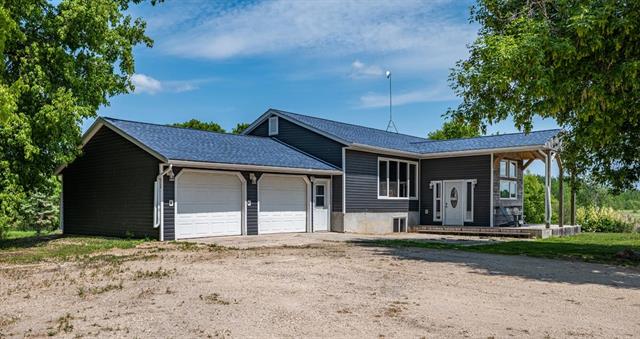 Residential in Lac Du Bonnet RM