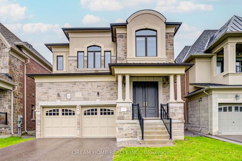 113 Botelho Cir, Aurora, ON, L4G3X3 | Card Image
