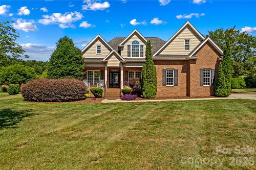 185 Upper Oak Dr, Statesville, NC, 28625-8856 | Card Image
