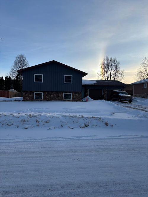 2308 26th Ave S, Fargo, ND, 58103-5435 | Card Image