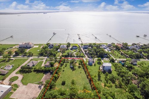 618 Bayridge Rd, La Porte, TX, 77571-3513 | Card Image