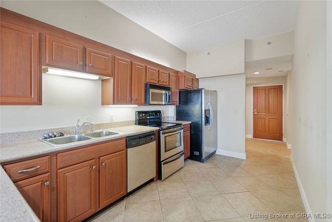 APT-908 - 1 Riverpointe Plz, Condo with 2 bedrooms, 2 bathrooms and null parking in Jeffersonville IN | Image 18
