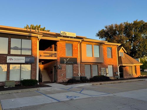 3-108 E Green Meadows Rd, Columbia, MO, 65203-3633 | Card Image
