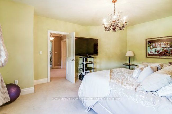 90 Callaway Crt, House other with 5 bedrooms, 6 bathrooms and 9 parking in Thornhill ON | Image 25