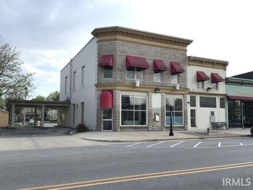 118 E Michigan St, New Carlisle, IN, 46552 | Card Image