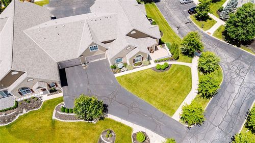 7151 Liberty Grand Dr, Liberty Twp, OH, 45069-6415 | Card Image