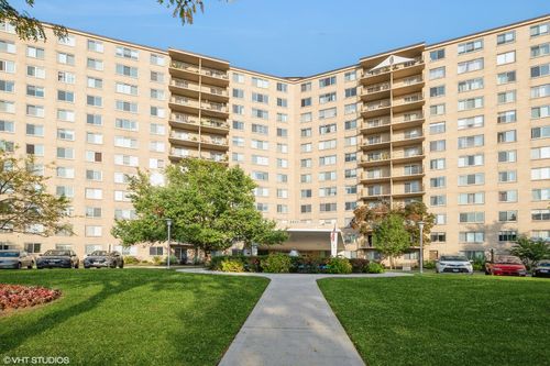 211-6933 N Kedzie Avenue, Chicago, IL, 60645 | Card Image