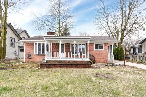310 Yerkes St, Northville, MI, 48167-1636 | Card Image