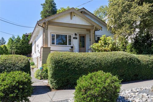 643 Kennedy St, Nanaimo, BC, V9R2J9 | Card Image